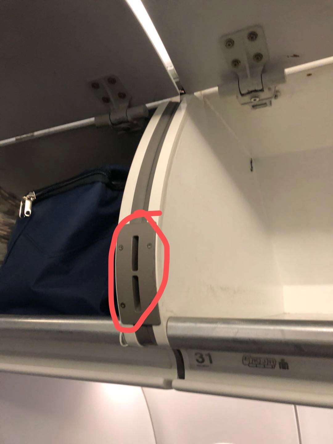 空客320行李架图解图片